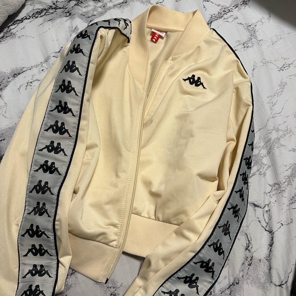 Kappa crop sweater